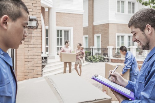 Marylebone Movers team providing careful local moving services in central London