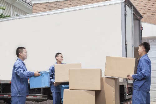 Professional removal truck hire for a house move in Marylebone