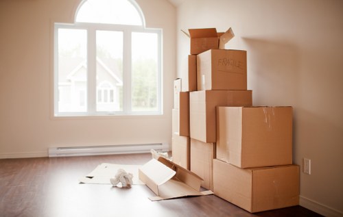 Marylebone movers handling a careful residential relocation in central London