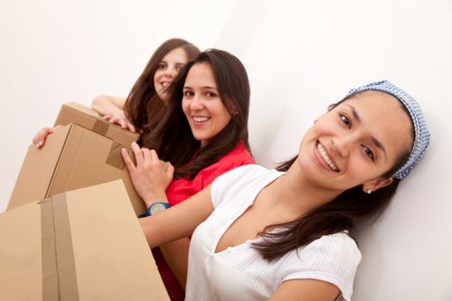 Secure removal truck hire service for Marylebone moving day